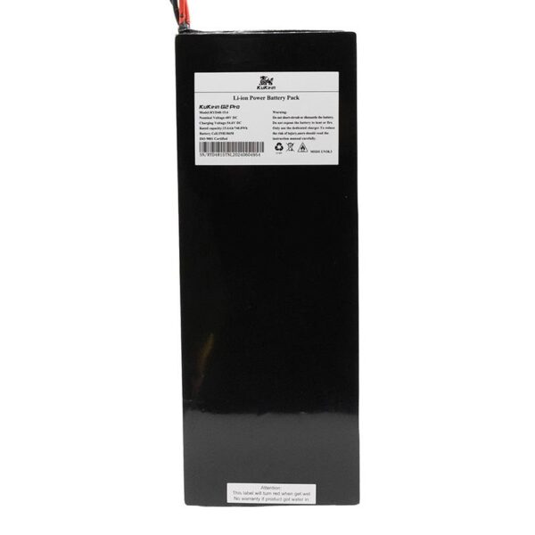 Batterie Kukirin G2 Pro 2024 vue sur la tranche, étiquette et témoin d'humidité visibles
