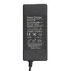 Étiquette du chargeur Xiaomi M365 indiquant entrée 100-240 V et sortie 42 V 1500 mA Étiquette du chargeur Xiaomi M365 indiquant entrée 100-240 V et sortie 42 V 1500 mA