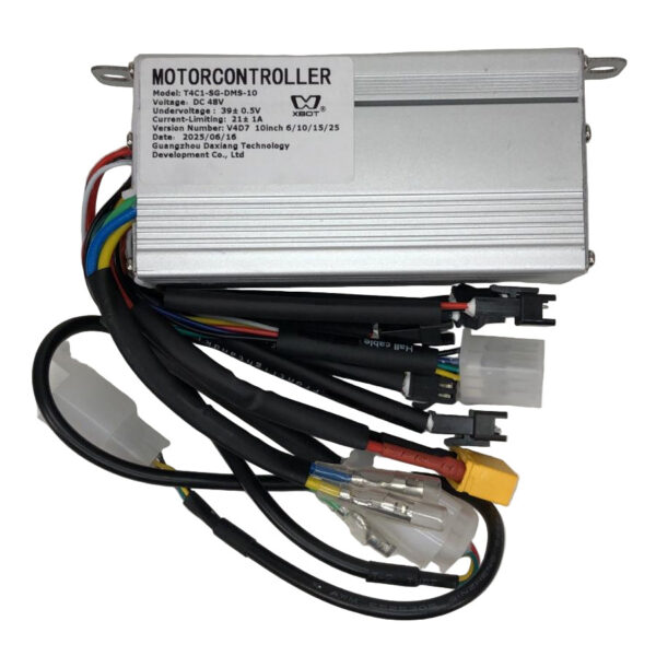 Contrôleur iScooter iX5 — boîtier aluminium et faisceau complet, étiquette T4C1-SG-DMS-10 en 48 V Contrôleur iScooter iX5 — boîtier aluminium et faisceau complet, étiquette T4C1-SG-DMS-10 en 48 V