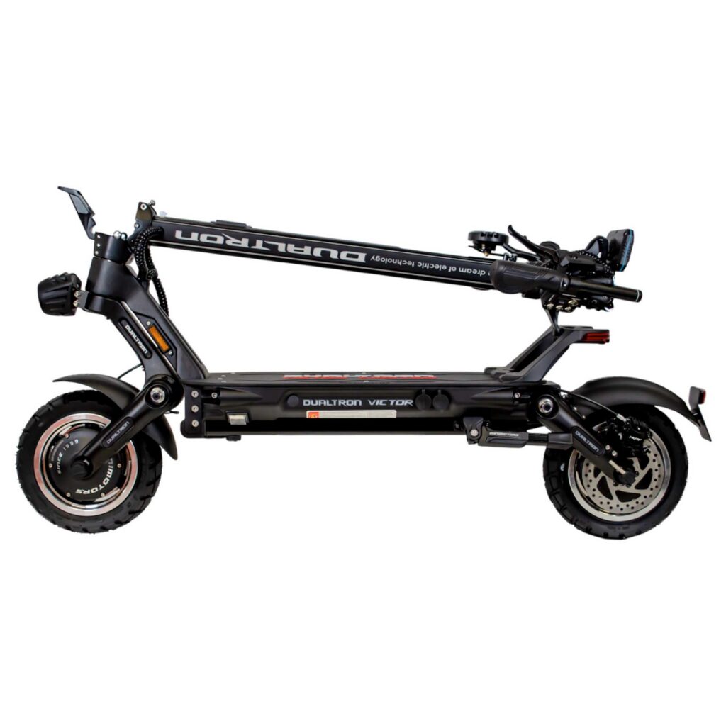 Dualtron Victor Limited pliée, guidon rabattu sur le plateau