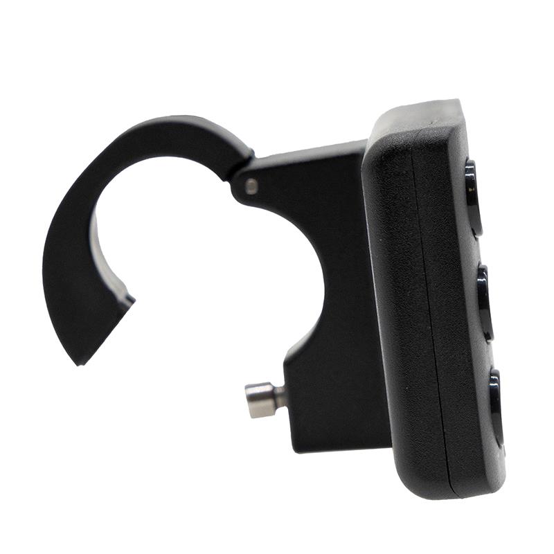 Collier de fixation de l'écran, ouvert, et sa vis de serrage