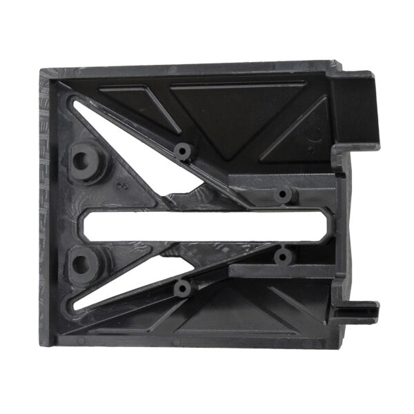 Dos de la garniture avant gauche Ecoxtrem M41 Tank : nervures, bossages de vis et languettes Dos de la garniture avant gauche Ecoxtrem M41 Tank : nervures, bossages de vis et languettes
