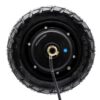 Flanc du pneu de la roue motrice Kukirin G2 Pro 2024 : dimension 9×3.0-5.5, mention tubeless et flèche de rotation