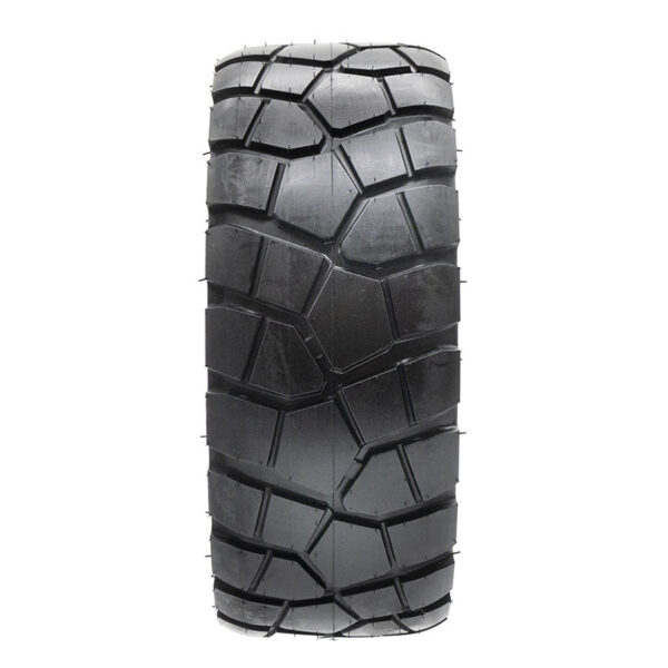 Pneu tubeless 80/50-6,5 tout-terrain — vue 4 : le plus large — 89 mm Pneu tubeless 80/50-6,5 tout-terrain — vue 4 : le plus large — 89 mm