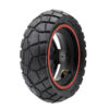 Roue complète Ecoxtrem M41 Tank de trois quarts : jante trois branches à liseré rouge et pneu tout-terrain monté Roue complète Ecoxtrem M41 Tank de trois quarts : jante trois branches à liseré rouge et pneu tout-terrain monté