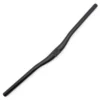 Barre de guidon cintree noire photographiee seule sur toute sa longueur, avec ses deux decrochements Barre de guidon cintree noire photographiee seule sur toute sa longueur, avec ses deux decrochements