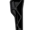 Béquille latérale noire vue de face, platine en équerre en tête et jambe large nervurée Béquille latérale noire vue de face, platine en équerre en tête et jambe large nervurée
