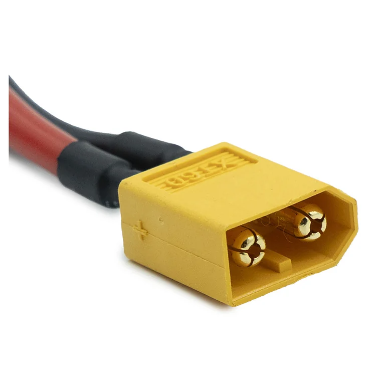 Le connecteur XT60 de la carte Kukirin G3, déjà serti sur le câble