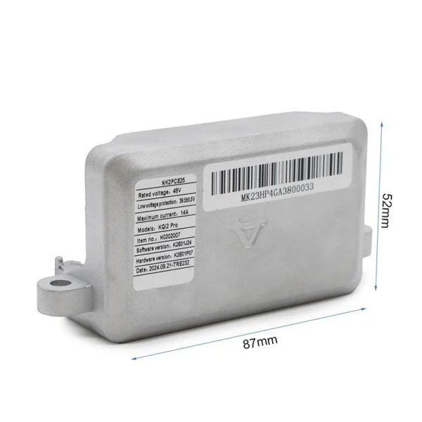 Contrôleur NIU NIU KQi2 Pro ouvert : carte de puissance et connecteurs moteur Contrôleur NIU NIU KQi2 Pro ouvert : carte de puissance et connecteurs moteur