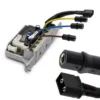 Contrôleur NIU NIU KQi3 Max ouvert : carte de puissance et connecteurs moteur Contrôleur NIU NIU KQi3 Max ouvert : carte de puissance et connecteurs moteur