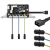 Contrôleur NIU NIU KQi3 Pro ouvert : carte de puissance et connecteurs étanches Contrôleur NIU NIU KQi3 Pro ouvert : carte de puissance et connecteurs étanches