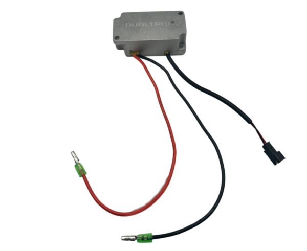 Convertisseur DC/DC Dualtron Alien, boîtier aluminium et ses faisceaux d'entrée et de sortie Convertisseur DC/DC Dualtron Alien, boîtier aluminium et ses faisceaux d'entrée et de sortie