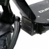 Déflecteur anticollision monté sur le bras arrière d’une trottinette Dualtron Déflecteur anticollision monté sur le bras arrière d’une trottinette Dualtron