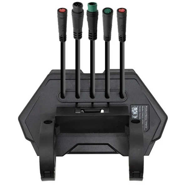 Dos de l'écran Kukirin G2 Master 2024 et ses connecteurs Dos de l'écran Kukirin G2 Master 2024 et ses connecteurs