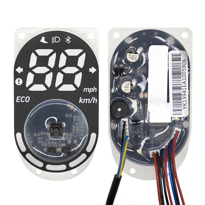 Écran NIU KQi1 Pro vu de face et de dos, carte et numéro de série