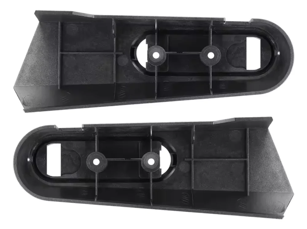 Dos des enjoliveurs de fourche, clips et inserts de vis