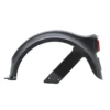 Garde-boue arrière Hikerboy Foxtrot Plus vu de trois quarts, bras de fixation moulés Garde-boue arrière Hikerboy Foxtrot Plus vu de trois quarts, bras de fixation moulés
