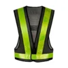 Gilet réfléchissant en filet noir à larges bandes jaune-vert disposées en V Gilet réfléchissant en filet noir à larges bandes jaune-vert disposées en V
