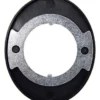 Plaque acier posée sur la rondelle plastique noire, vue de dessus Plaque acier posée sur la rondelle plastique noire, vue de dessus