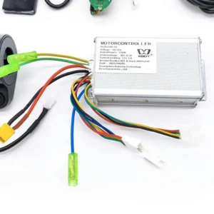 Kit électronique 36 V 17 A 350 W — écran central, contrôleur et commandes