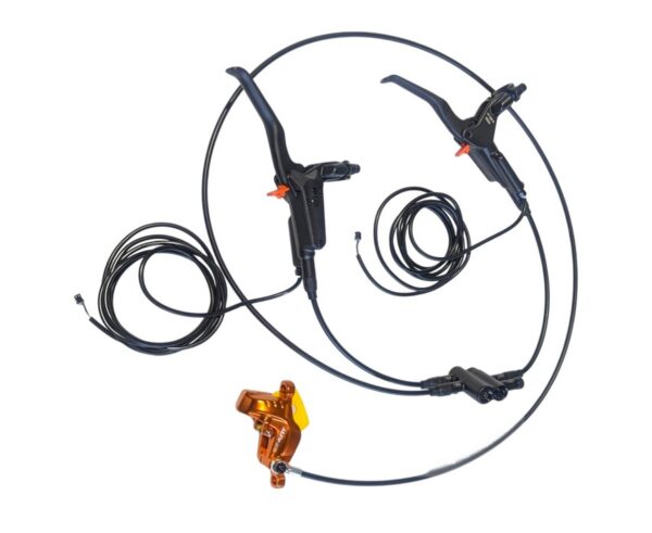 Kit de frein avant Dualtron Alien : deux leviers hydrauliques, étrier orange NUTT et répartiteur CBS sur leurs durites Kit de frein avant Dualtron Alien : deux leviers hydrauliques, étrier orange NUTT et répartiteur CBS sur leurs durites