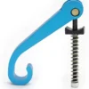 Levier de pliage bleu vu de profil, avec son axe, sa butée noire, son ressort et sa vis Levier de pliage bleu vu de profil, avec son axe, sa butée noire, son ressort et sa vis