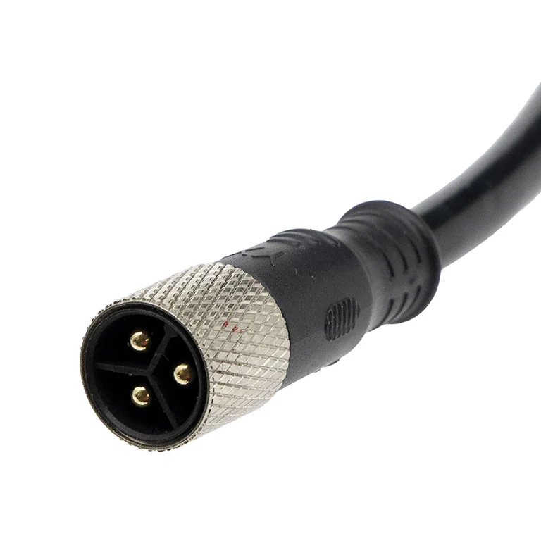 Connecteur rond étanche à trois broches en bout du câble du moteur avant Ecoxtrem M41 Tank Dual