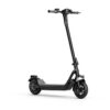 NIU KQi 100P — vue de trois quarts arrière, roue motrice NIU KQi 100P — vue de trois quarts arrière, roue motrice