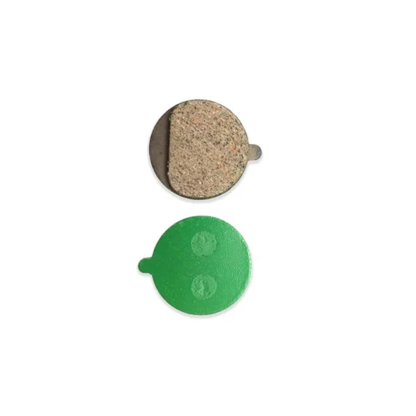 Plaquettes de frein céramique 21 mm vues des deux faces, support vert à ergot Plaquettes de frein céramique 21 mm vues des deux faces, support vert à ergot