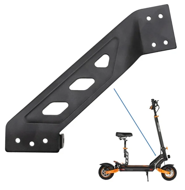 Platine de liaison noire vue en entier, avec une flèche vers son emplacement au pied du mât de la trottinette Platine de liaison noire vue en entier, avec une flèche vers son emplacement au pied du mât de la trottinette