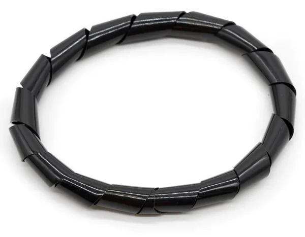 Spirale noire montée sur le faisceau d'une trottinette