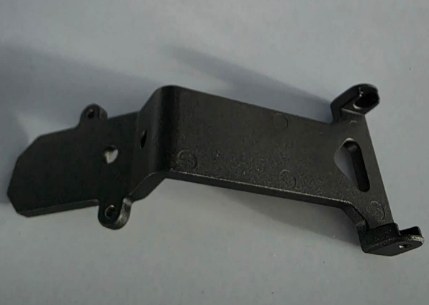 Support d'écran Dualtron Alien, platine métallique noire pliée avec ses lumières de réglage Support d'écran Dualtron Alien, platine métallique noire pliée avec ses lumières de réglage