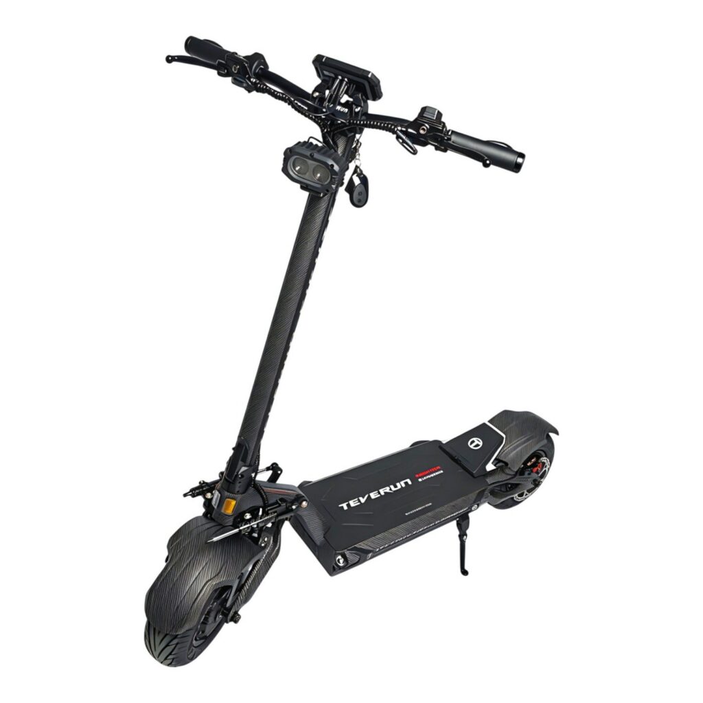 Teverun Fighter Supreme 7260R — trottinette électrique noire vue de trois quarts avant