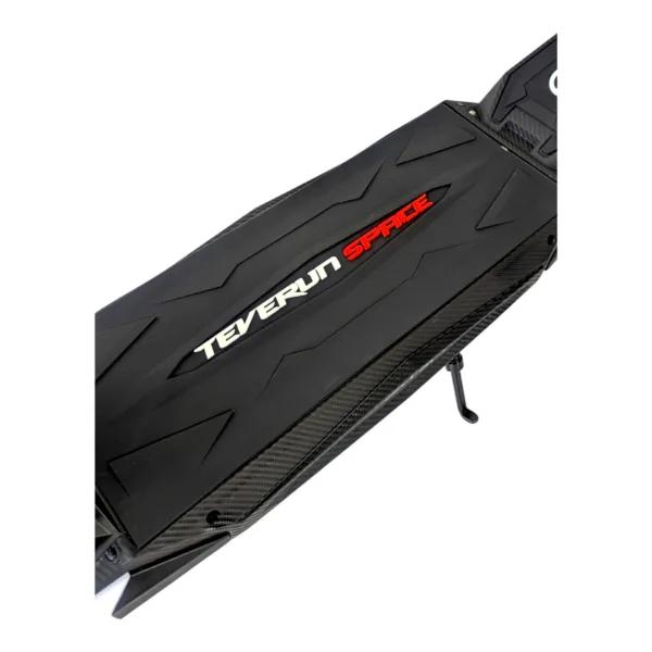 Plateau de la Teverun Space Lite vu de dessus, revêtement antidérapant Plateau de la Teverun Space Lite vu de dessus, revêtement antidérapant