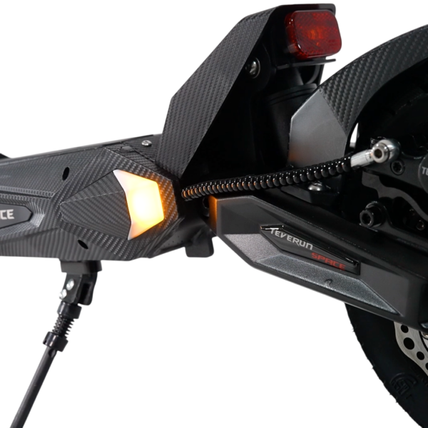 Garde-boue arrière et feu rouge de la Teverun Space Lite Garde-boue arrière et feu rouge de la Teverun Space Lite