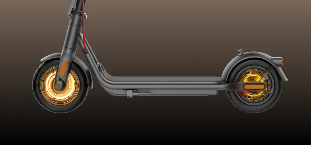 NAVEE V45i — vue de profil sur les deux roues
