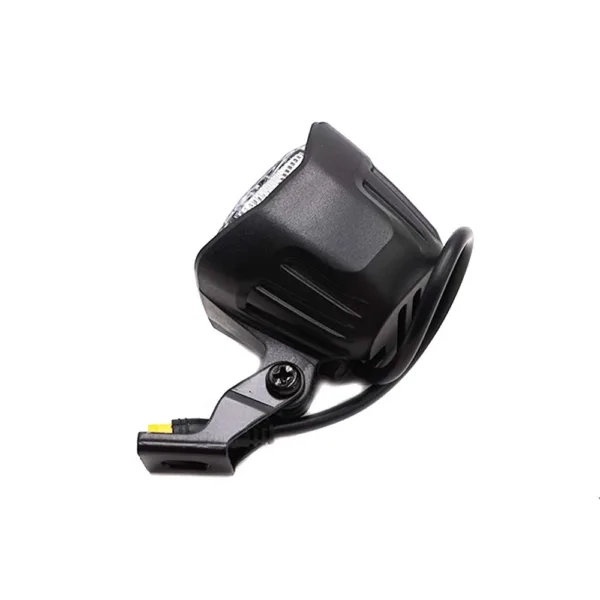 Phare avant Kukirin G2 Pro vu de trois quarts, câble et connecteur rond étanche jaune