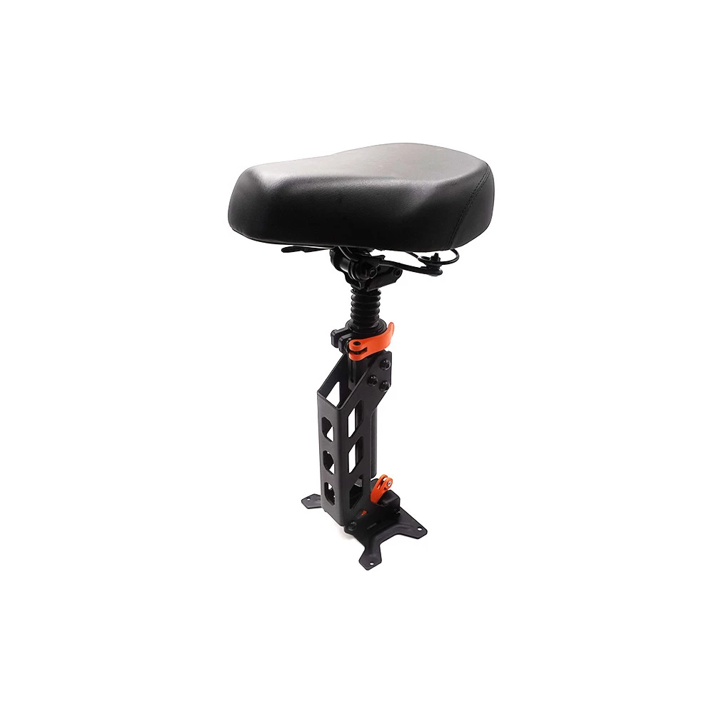 Siège Kukirin G2 Pro vu de trois quarts, collier de serrage rapide et bras de fixation à platine