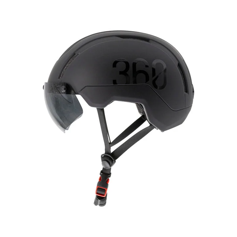 Casque eRIDER360 COVEX Sport noir vu de profil, visière fumée baissée devant les yeux, marquage 360 ton sur ton sur la coque