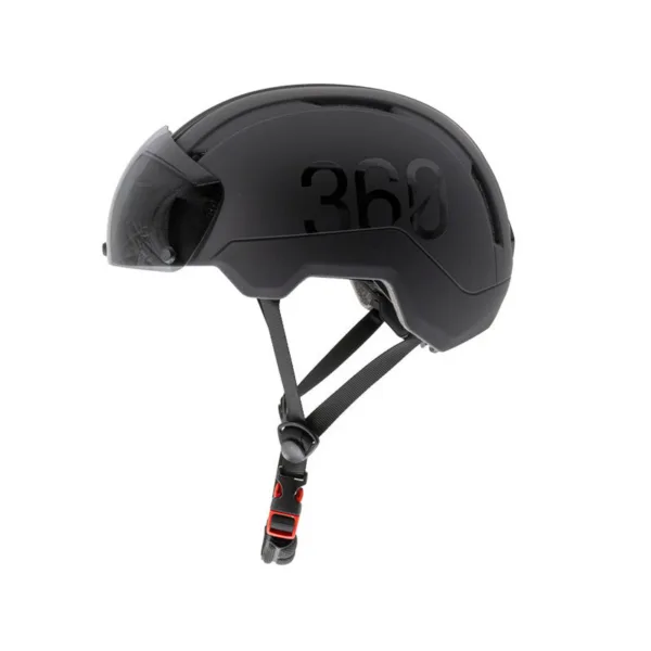 Casque eRIDER360 COVEX Sport noir vu de profil, visière fumée relevée au-dessus du front, jugulaire et boucle rouge Casque eRIDER360 COVEX Sport noir vu de profil, visière fumée relevée au-dessus du front, jugulaire et boucle rouge