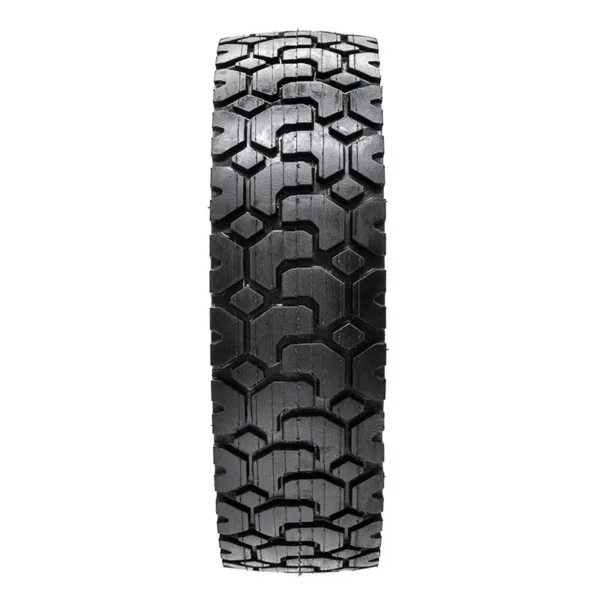 Bande de roulement du pneu tubeless 70/60-7,5 à crampons, version avec gel, vue de face Bande de roulement du pneu tubeless 70/60-7,5 à crampons, version avec gel, vue de face